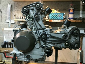 courroies ducati 916